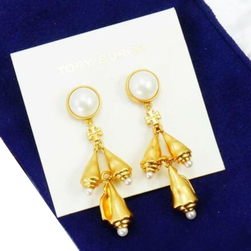 TORY BURCH Poetry of Things Pearl Shell Earrings NWOT - Picture 7 of 8